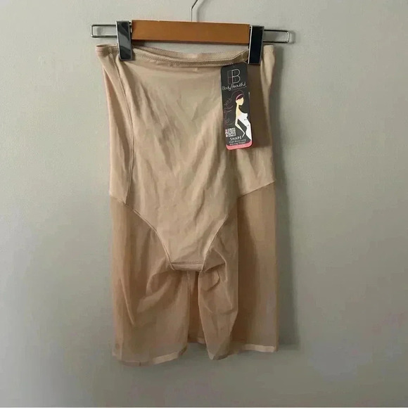 NWT Bodybeautiful Nordstrom  Shaper Short L - Picture 2 of 5